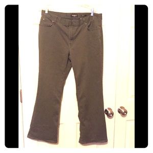 Eddie Bauer dark green jeans. Sz 16 Petite.